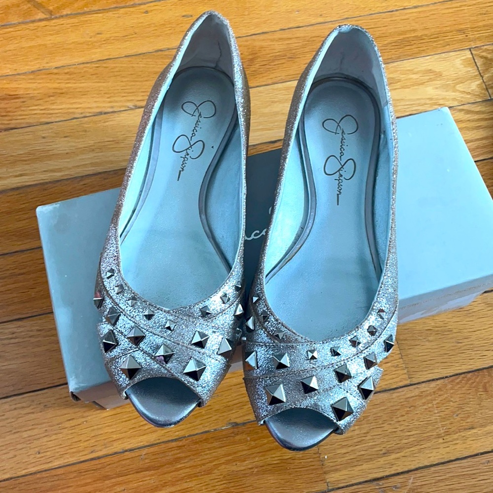 Silver flats